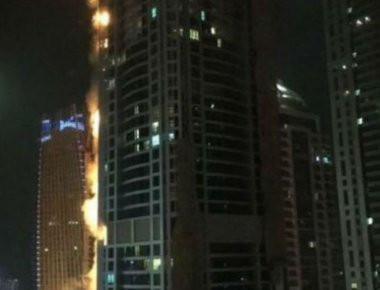 Κανένας τραυματίας στη φωτιά του Torch Tower - Καταστράφηκαν 40 διαμερίσματα